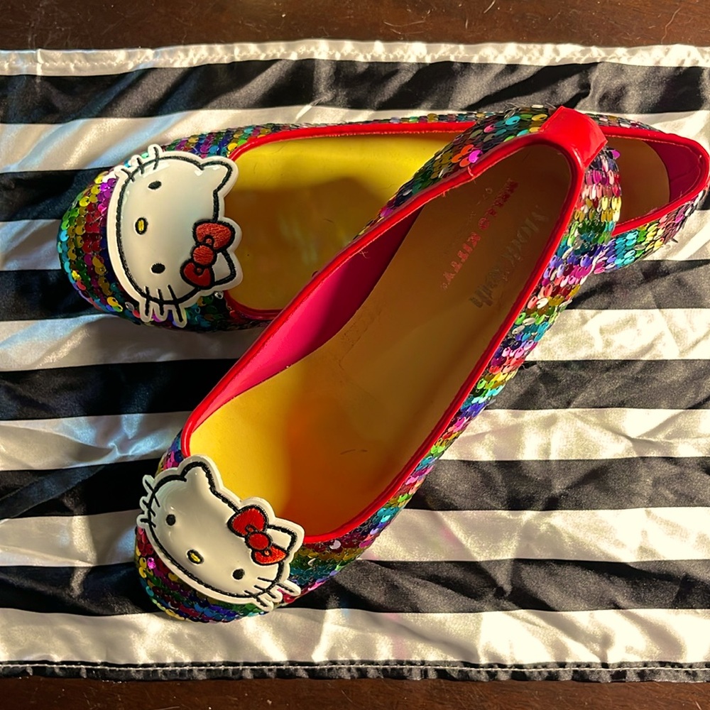ModCloth Hello Kitty Flats